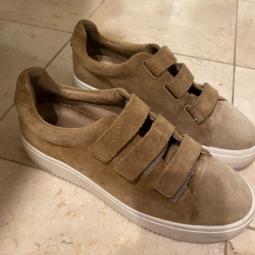 Sandro Suede Sneakers Tan/Beige